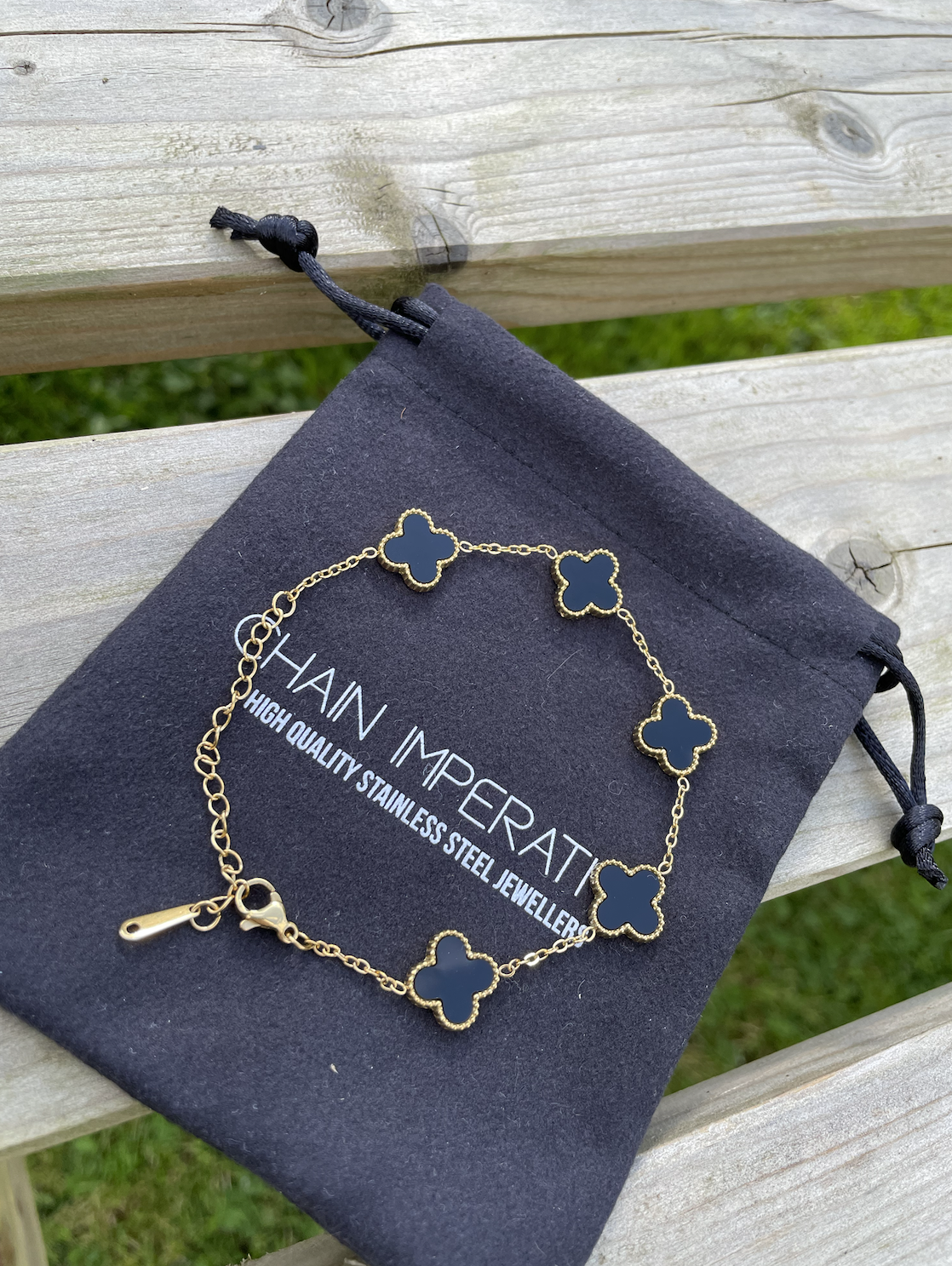 18K Gold And Black 4 Leaf Clover Bracelet