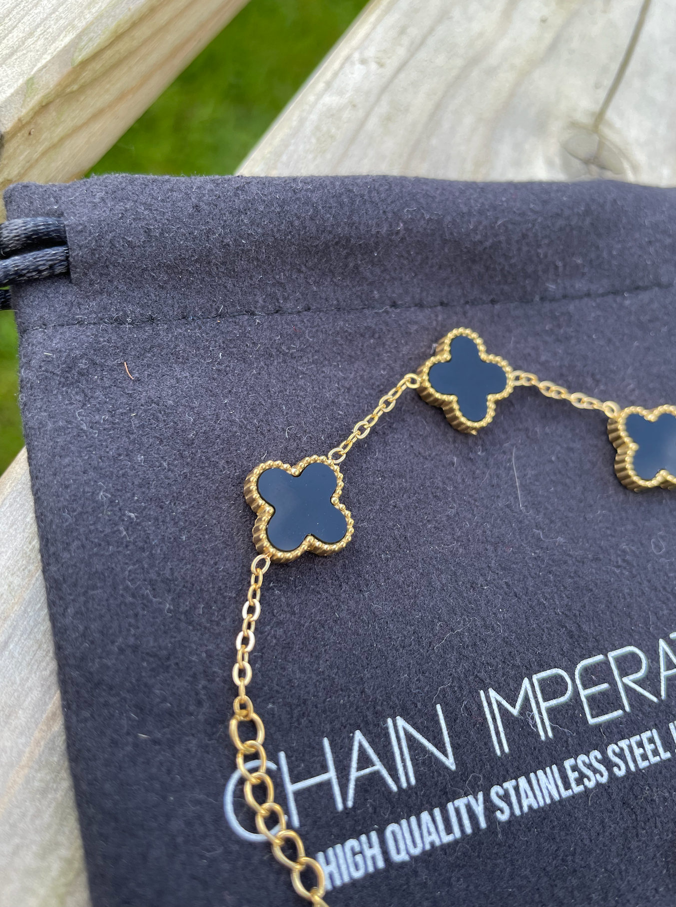18K Gold And Black 4 Leaf Clover Bracelet